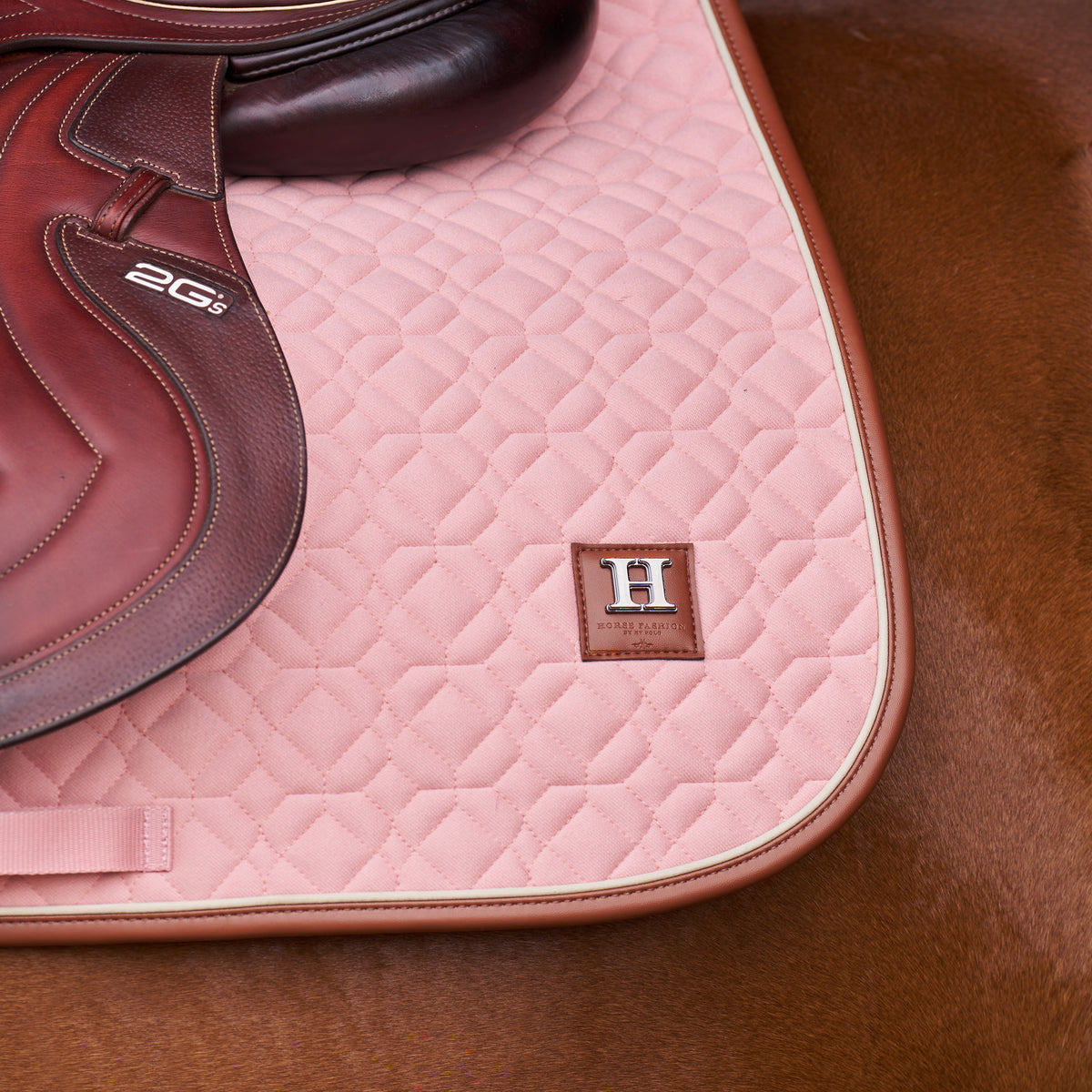 HVPolo Luxi Dressyrschabrak, Rosa