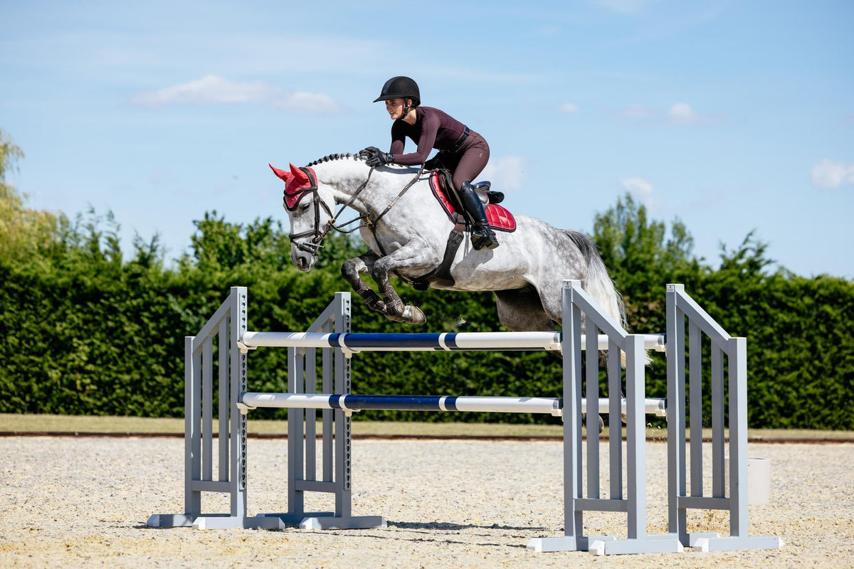 AW25 LM Loire Classic Close Contact Square Cranberry