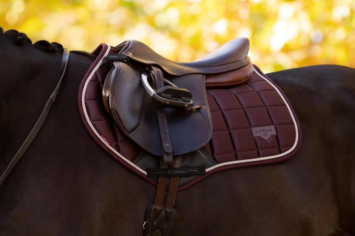 AW25 LM Loire Classic Close Contact Square Damson