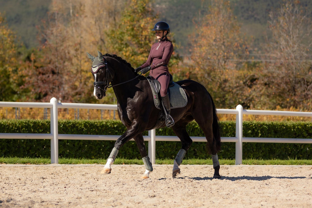 AW25 LM Suede Dressage Square Rosemary