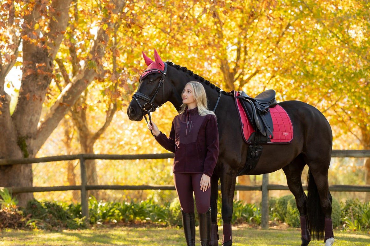 AW25 LM Loire Classic Dressage Square Cranberry