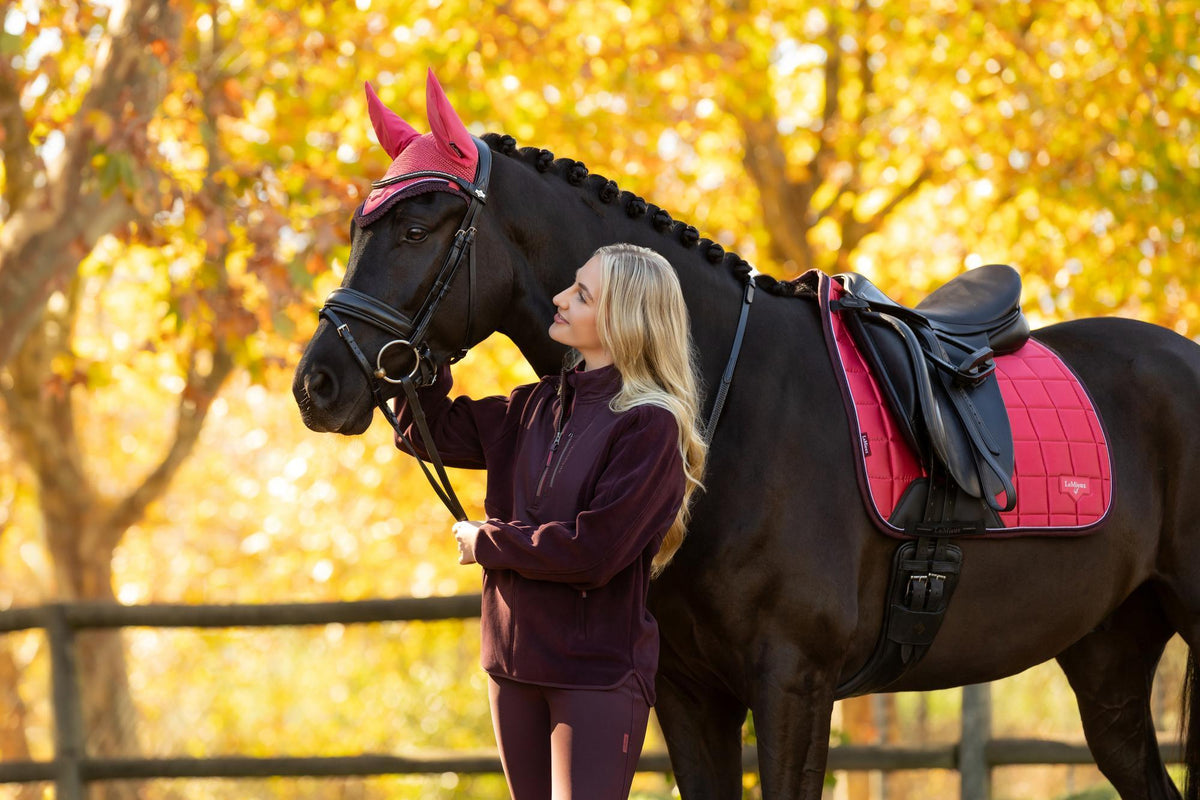 AW25 LM Loire Classic Dressage Square Cranberry
