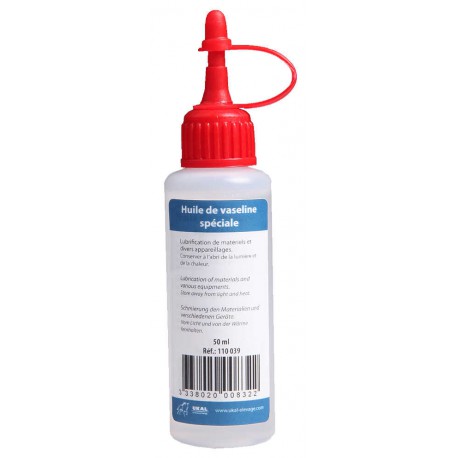 Silicone lubricant for clippers